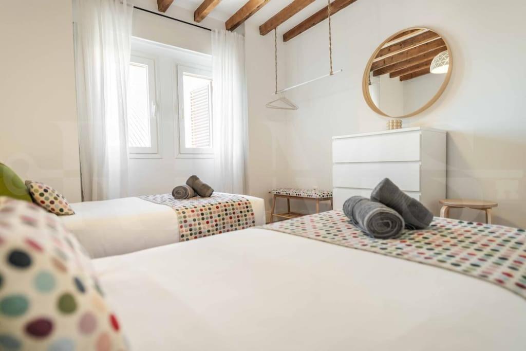 Modern Apartment Next To The Cervantes Theatre By Rems Málaga Exterior foto